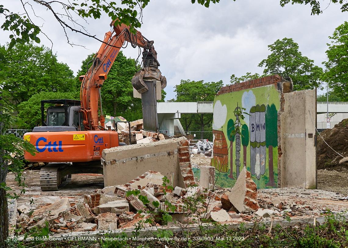 13.05.2022 - Baustelle am Haus für Kinder in Neuperlach